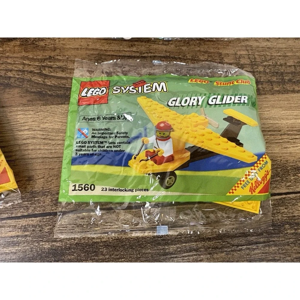 Complete Set Of 4 Kellogg's Lego Stunt Club Sealed Packs Glider Blaster Jumper